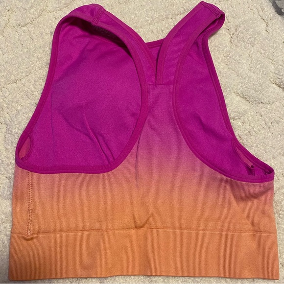 VS PINK | ombré sports bra size M - Picture 3 of 5